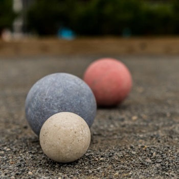 7 Tips to Set Up a Bocce Ball Tournament in Wisconsin