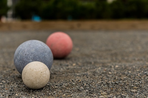 7 Tips to Set Up a Bocce Ball Tournament