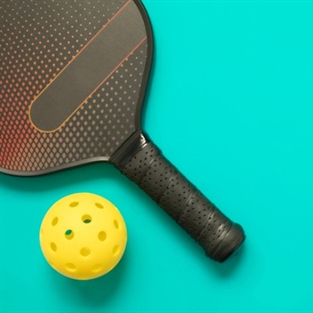 Stay Safe & Warm Playing Outdoor Pickleball in Wisconsin